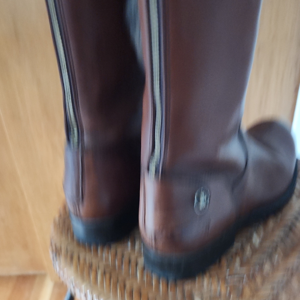Brown Leather Riding Boots - Picture 4 of 8